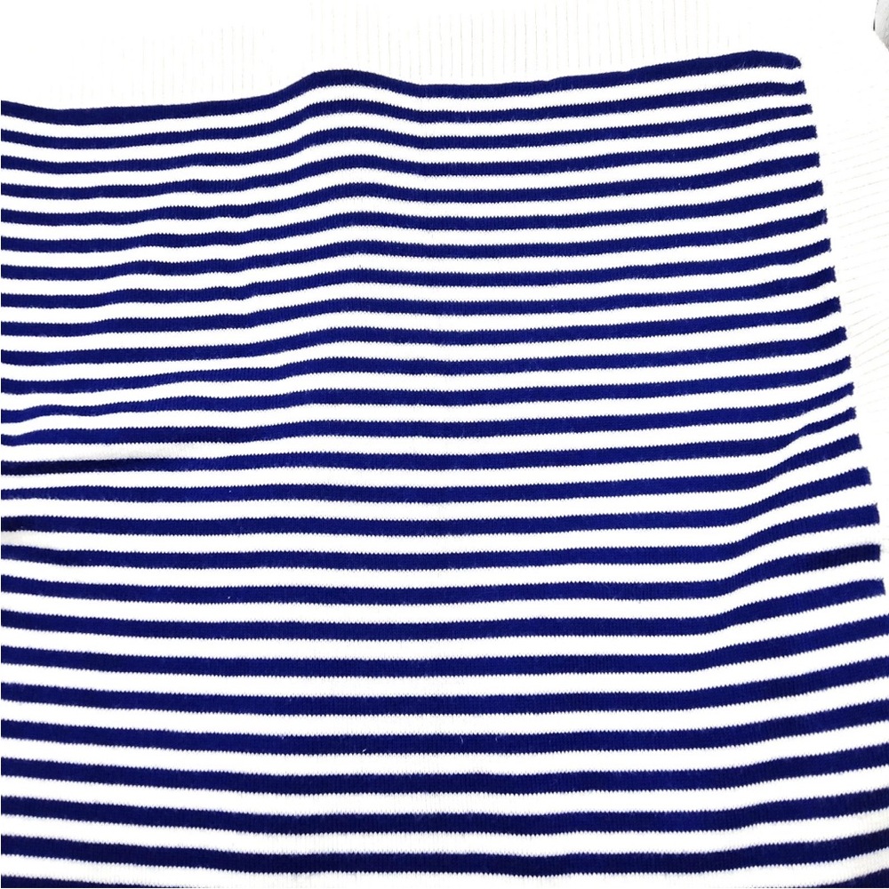 Gucci White and Blue Striped Knit Small Lap Blanket 31.5”x31.5” - Picture 2 of 9